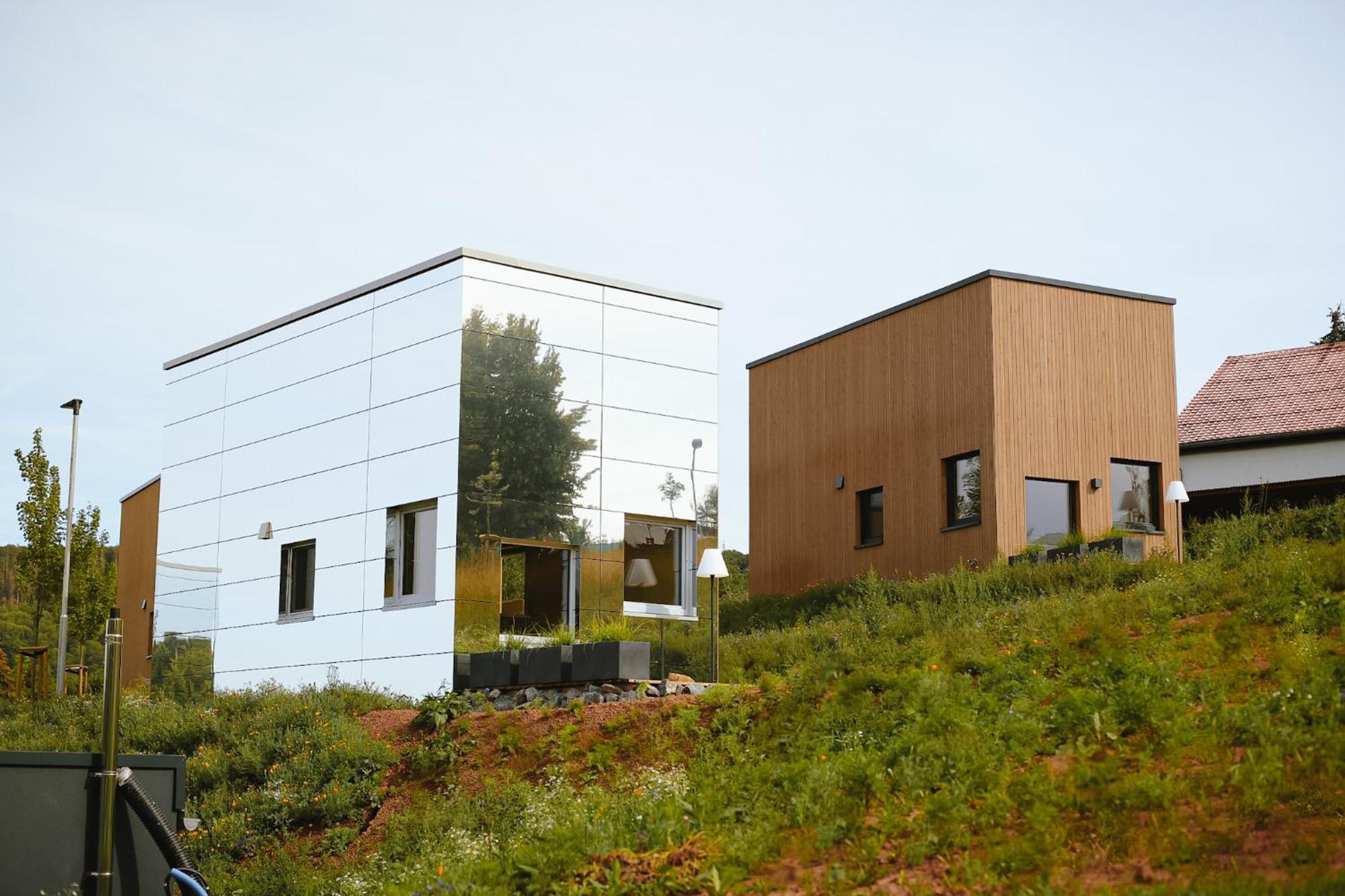 Wiesenglueck Tiny House Hotel Heiligenstadt Oda fotoğraf